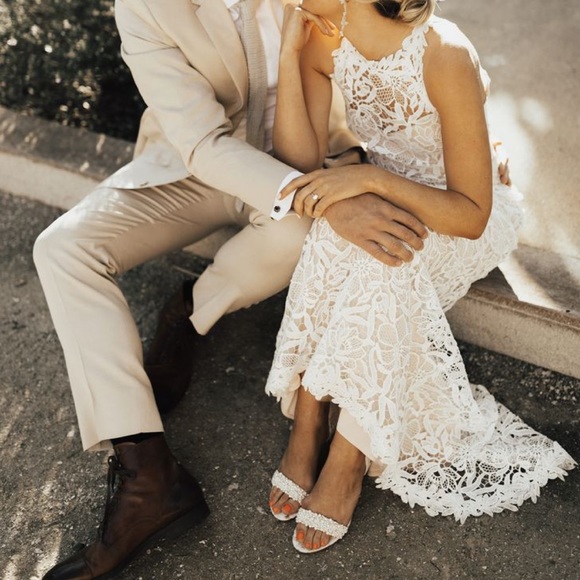 BHLDN Dresses & Skirts - Tadashi Shoji Vista Wedding Dress (BHLDN), size 8